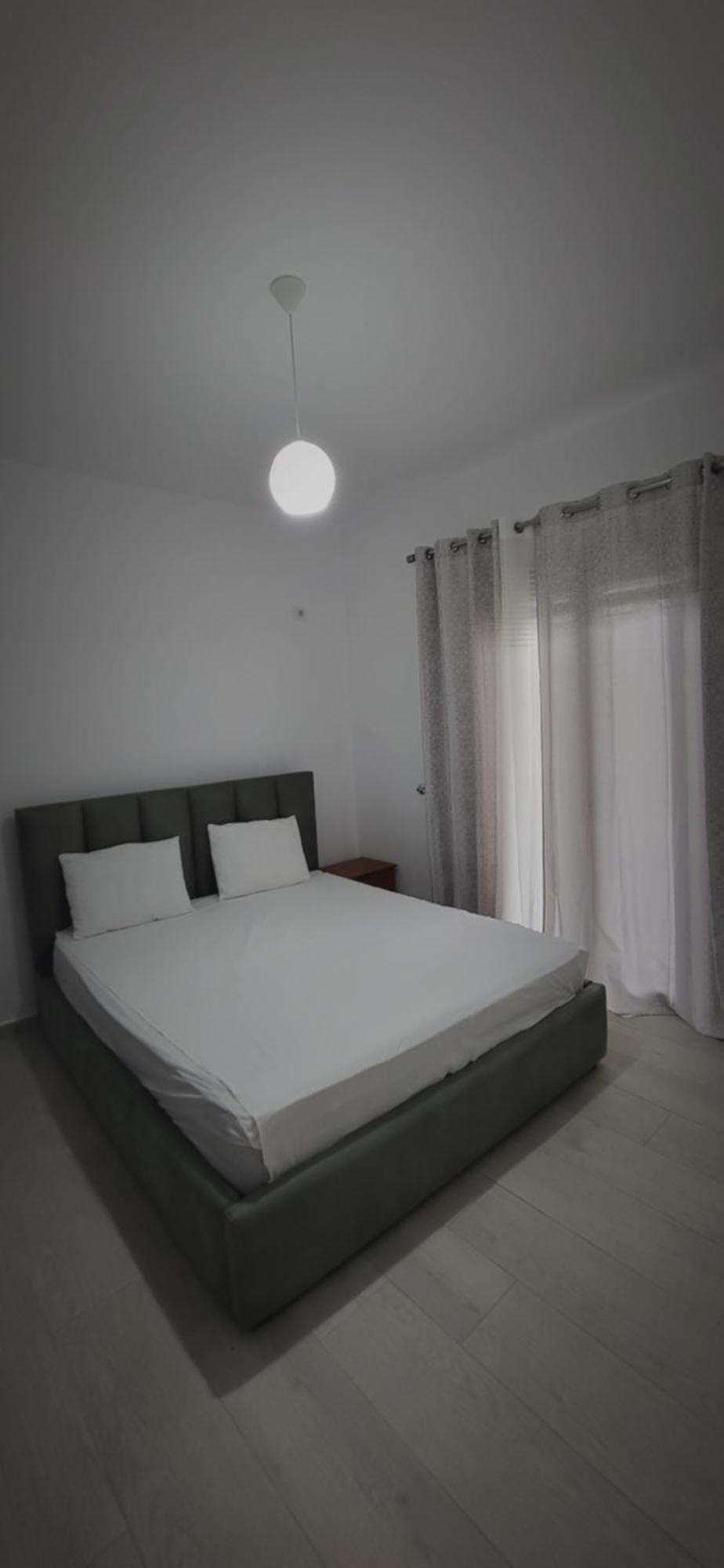 Hotel Eglent'S Tourist House Sarandë Exterior foto